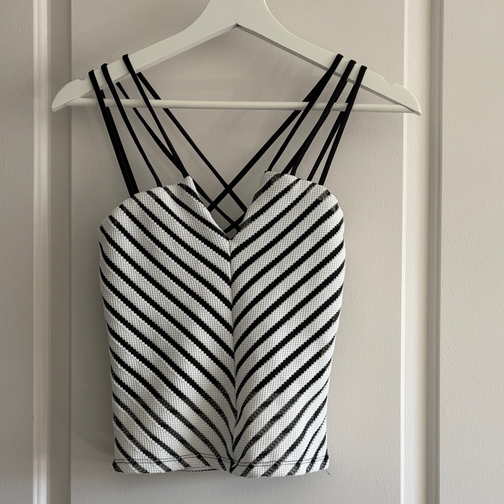 Sz XS Olive Tree Black & White Strappy Cami